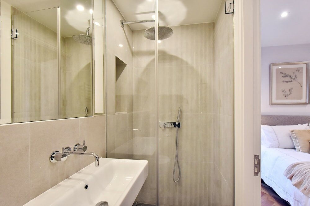 Фото London Choice Apartments - Mayfair One