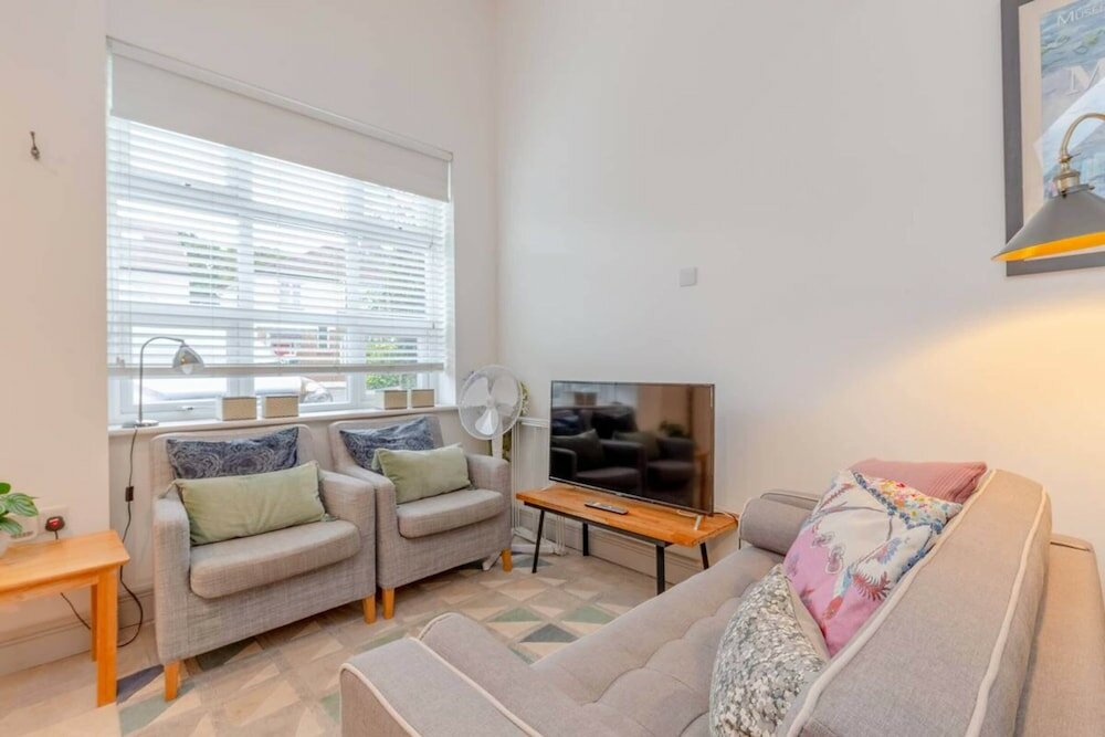 Фото Cosy 1 Bedroom Apartment Near Wimbledon Station