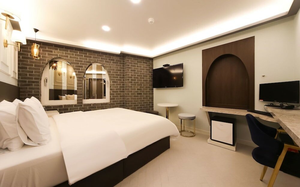 Фото Busan Hadan E Palace Hotel