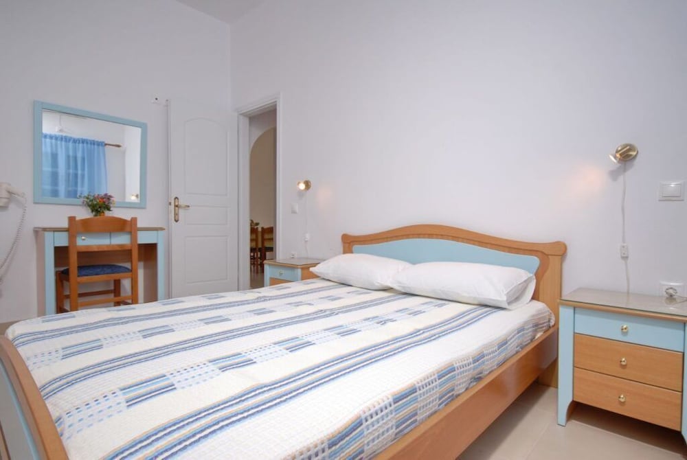 Фото Crystal Naxos 2 Apartments at Mikri Vigla