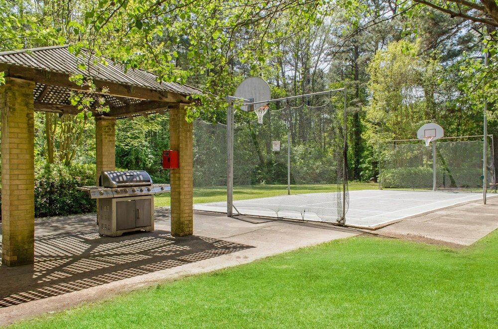 Фото Ramada by Wyndham Shreveport Airport