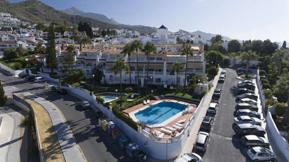 Фото Apartamentos Turísticos Las Rosas de Capistrano