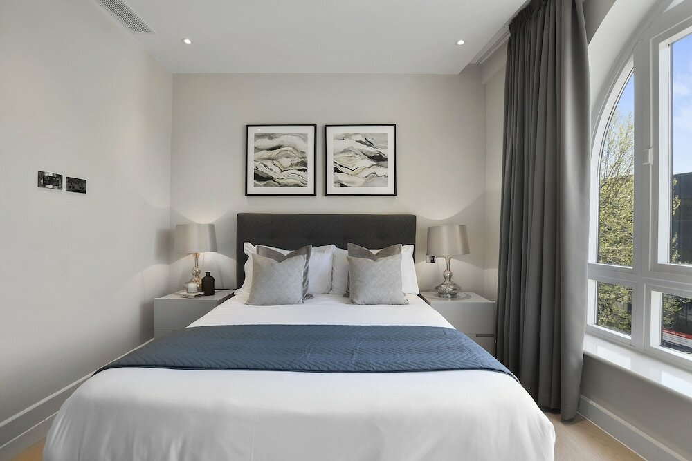 Фото Vauxhall Bridge Road by Q Apartments