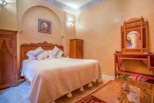 Гостиница Riad Lakouas, Authentic Santal Room Situe a Marrakech № 001 в Марракеше