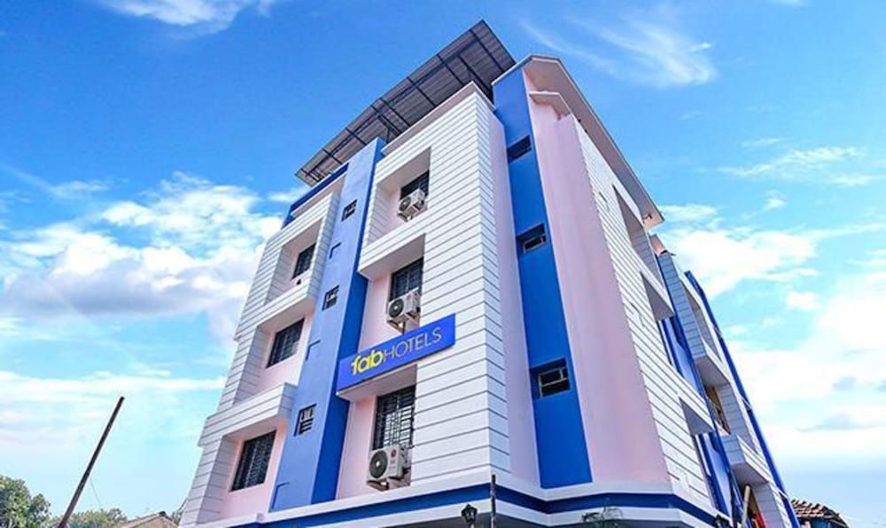 Фото отеля 1