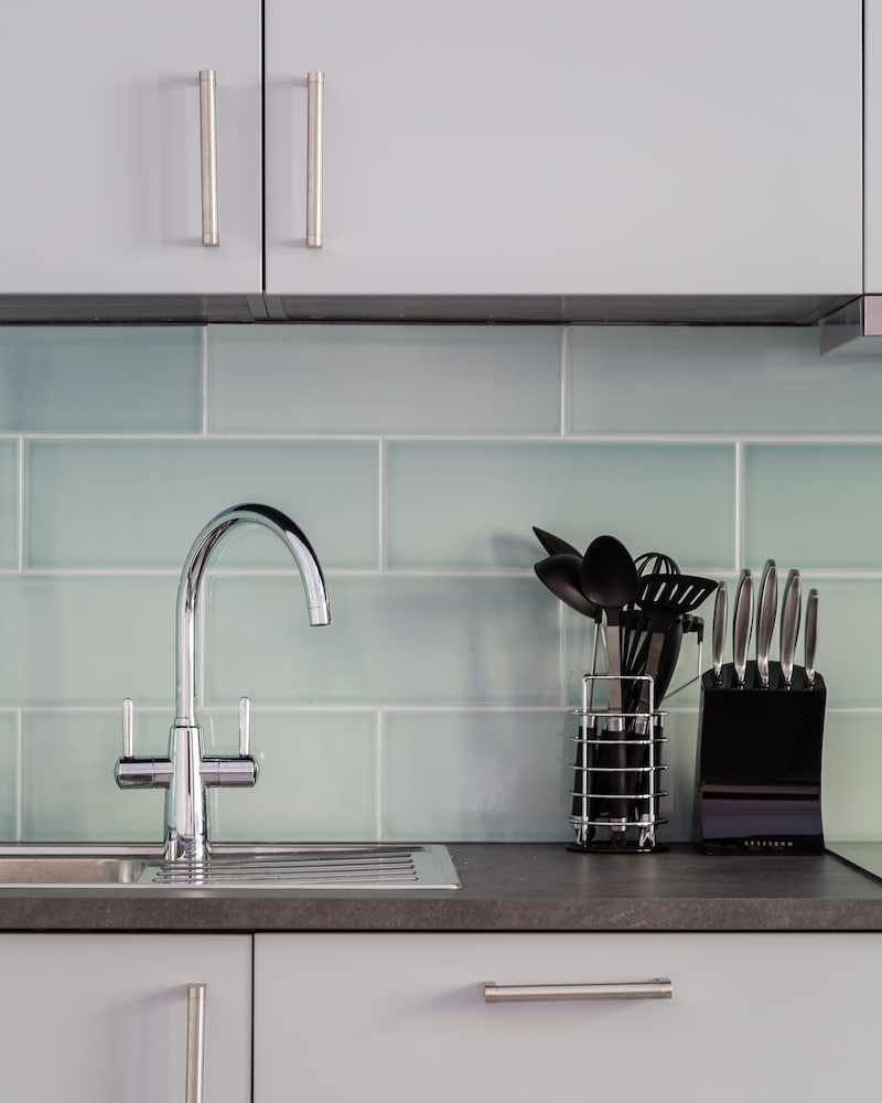 Фото Cromwell Road Apartments