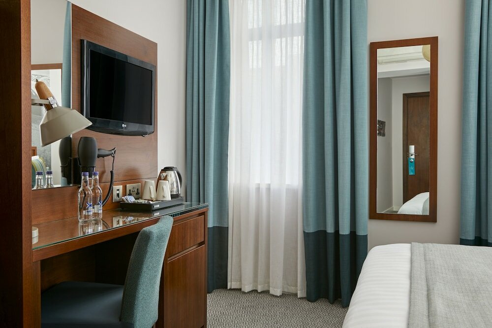 Фото Seraphine Hammersmith Hotel