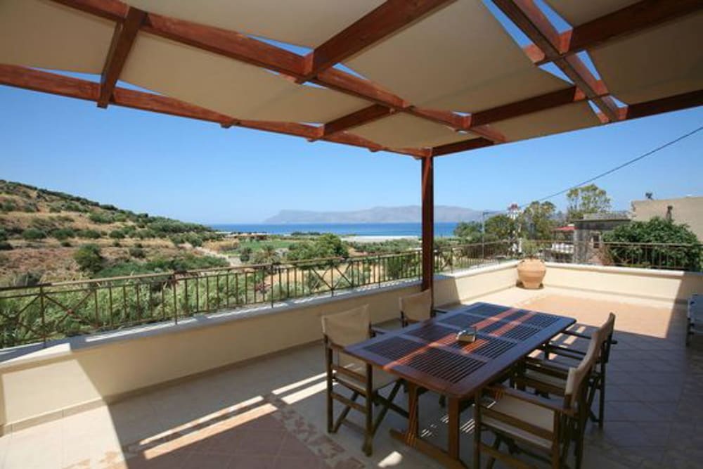 Фото Villa Patriko Lux villa with pool next to Balos