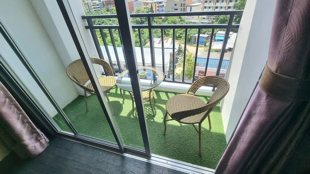 Фото Sereneburi Patong Residence