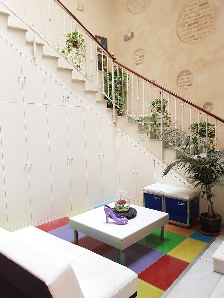 Фото Hotel y Apartamentos Doña Lola