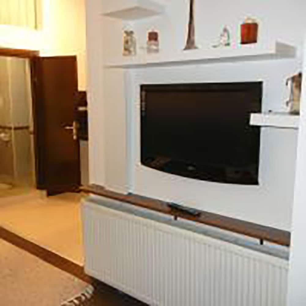 Фото Villa Lucia Apartments & Rooms