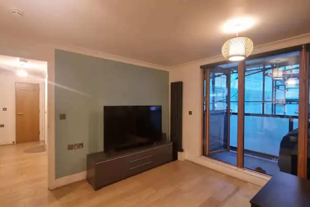 Фото Cosy and Stylish 1bedroom Flat w Balcony, Camberwell!