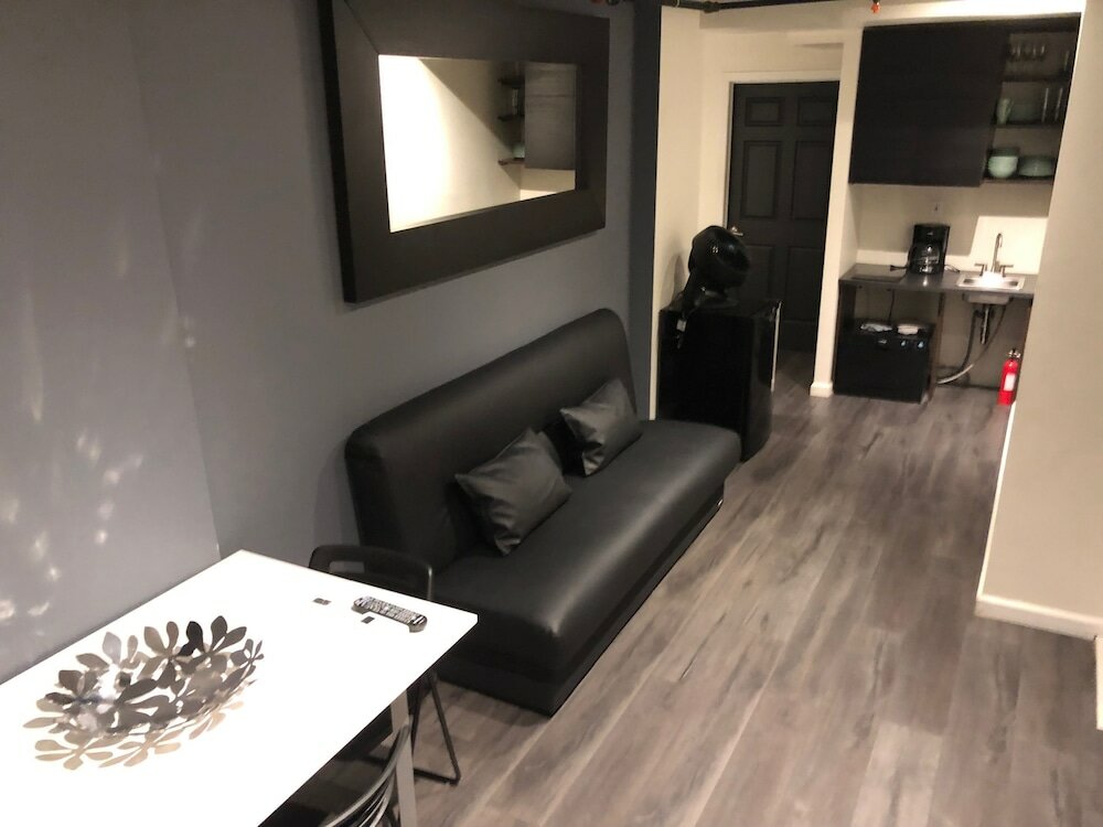 Фото Fabe Suites Flat Iron