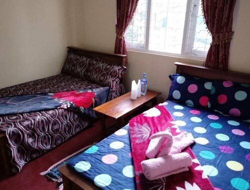 Гостиница Hatton City Stay