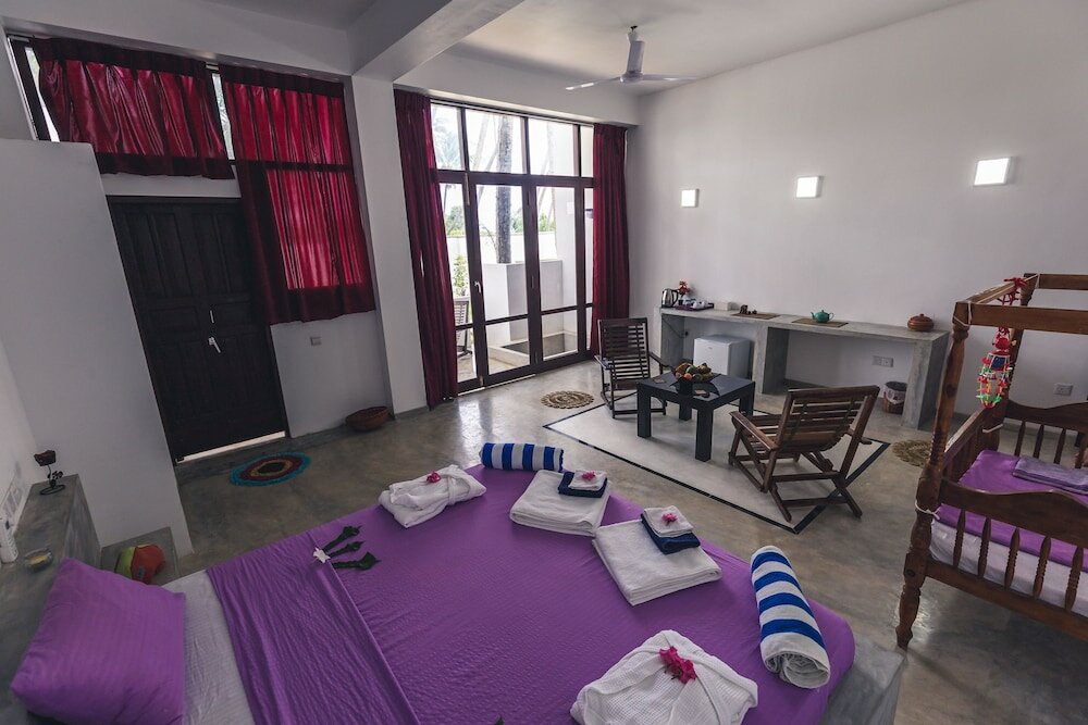 Фото Nirvana Beach Boutique Hotel