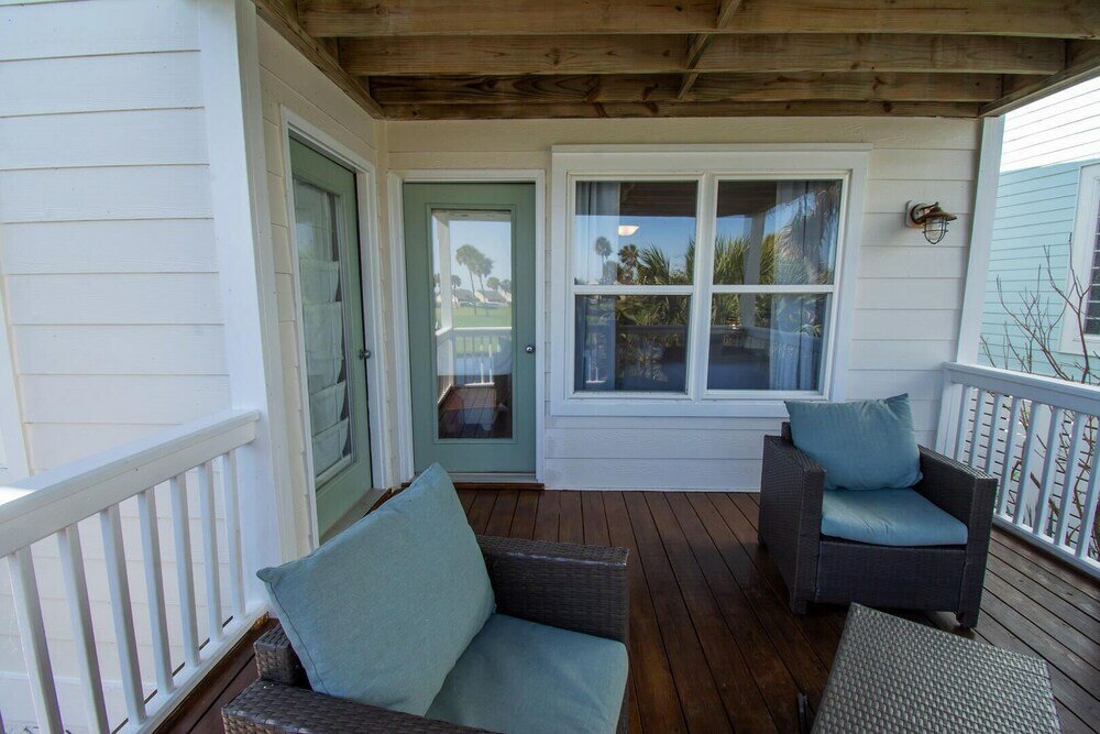 Фото 326 Ocean Point Drive