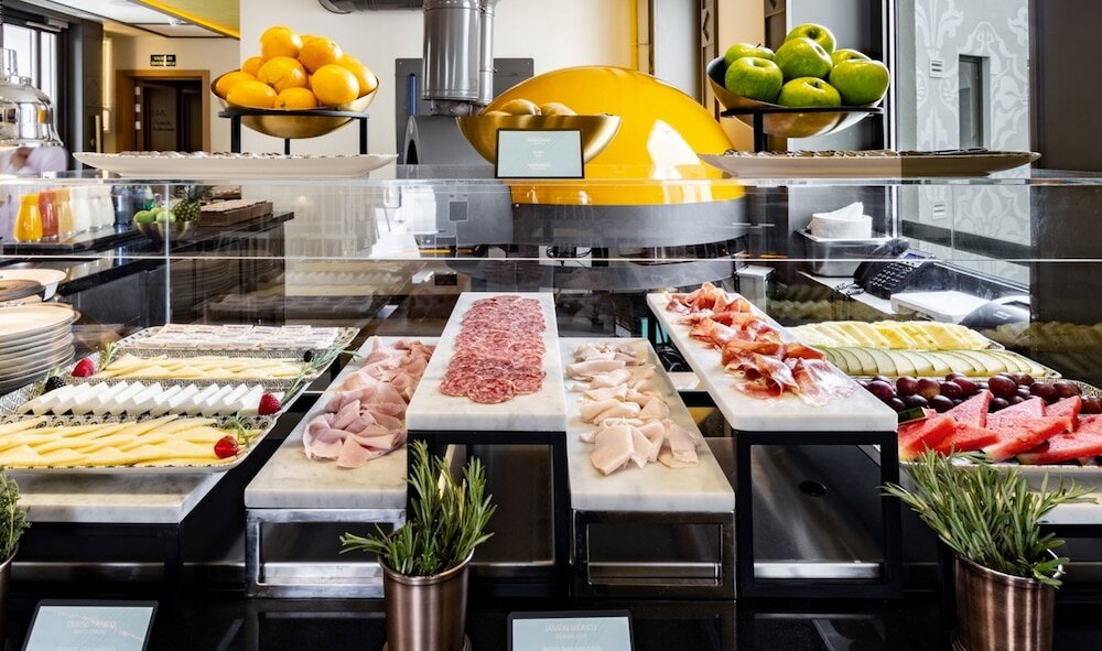 Фото Pestana Cr7 Gran Vía Madrid