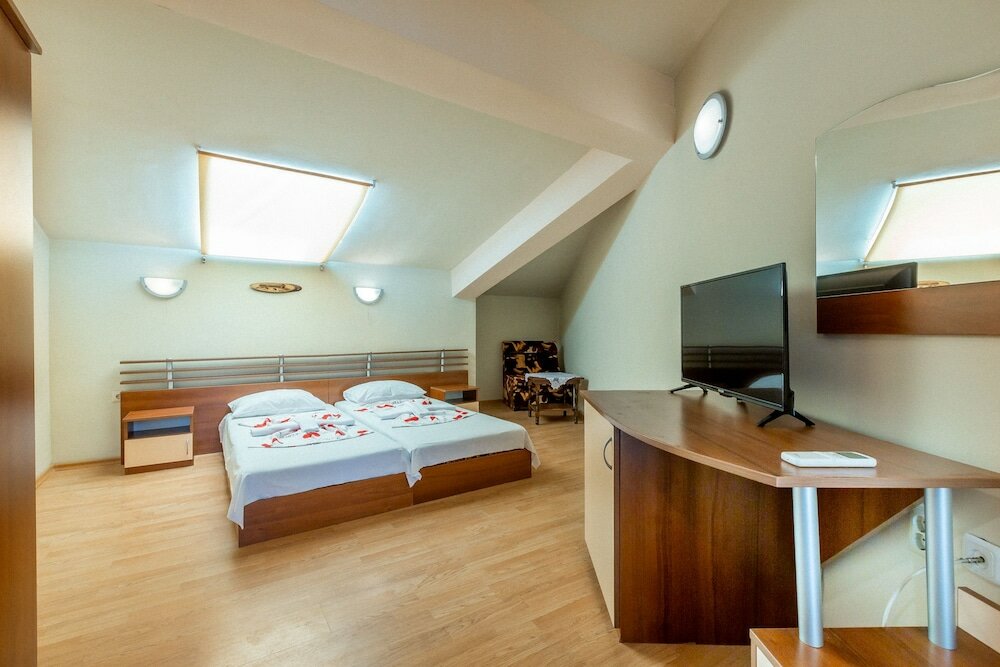 Фото Family 2 Bedroom Apartment in Dafinka Guest House