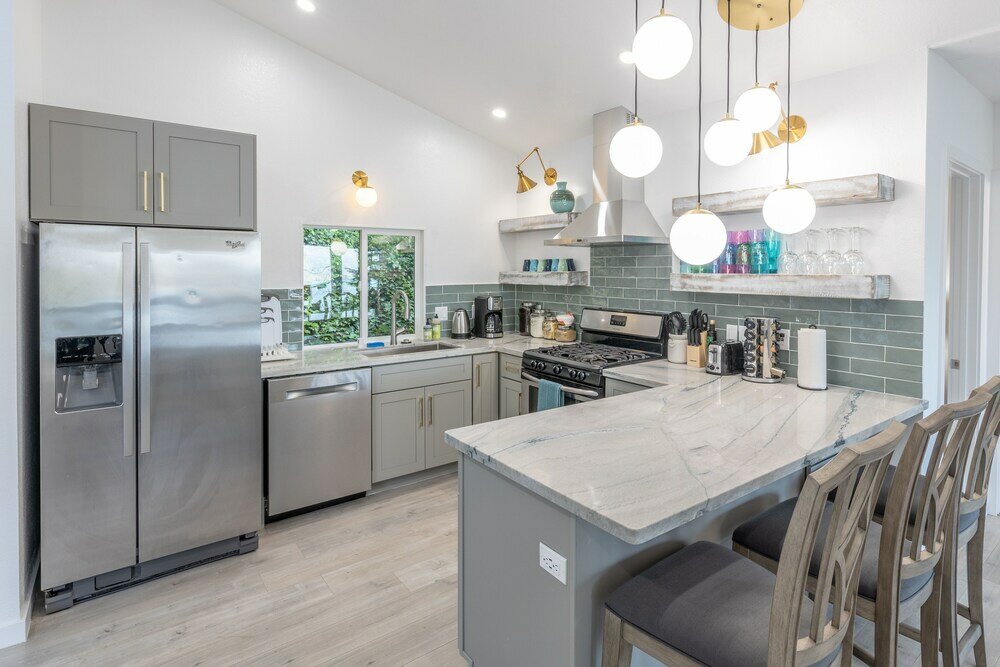 Фото Marbella Lane Pedro Point Beach House with Hot Tub