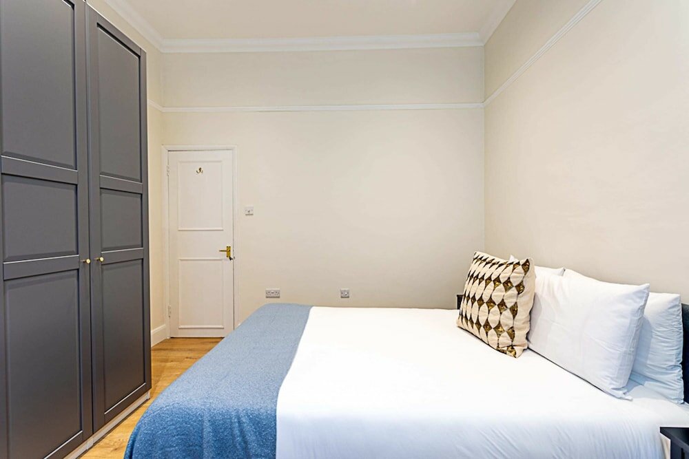 Фото Modern Bayswater Flat