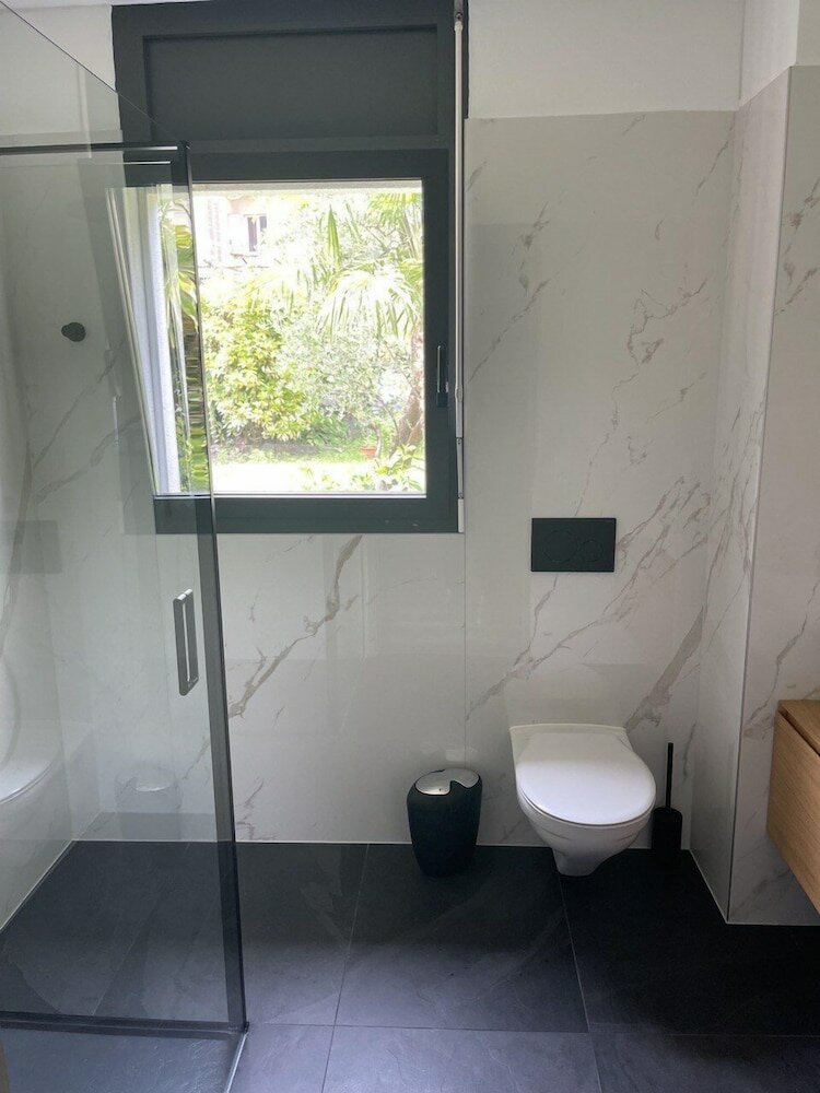 Фото Garden Jewel Design Apartment