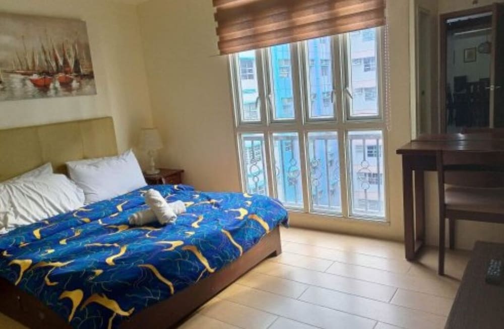 Фото Henry's Newport