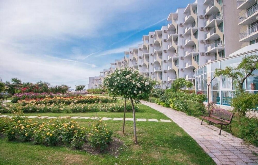 Фото Hotel Laguna Beach - All Inclusive