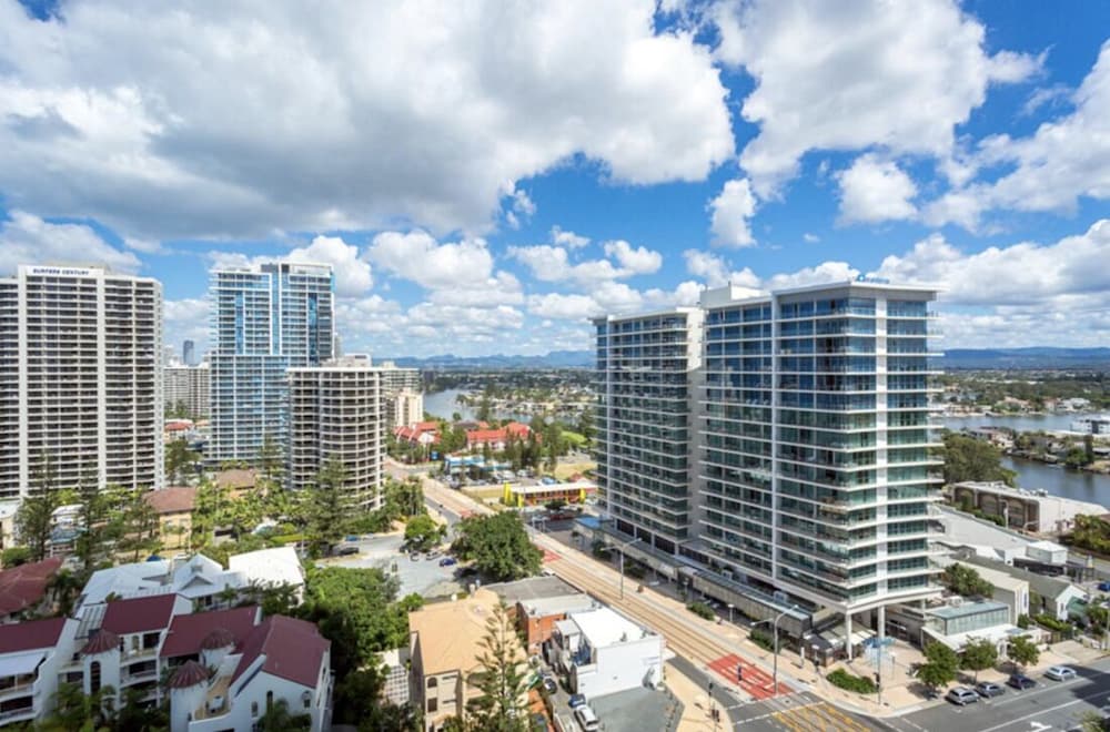 Фото Sky Point Tower - Private Apartments