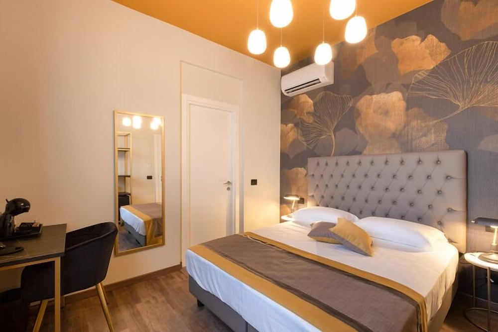 Фото The Time Home&Hotel