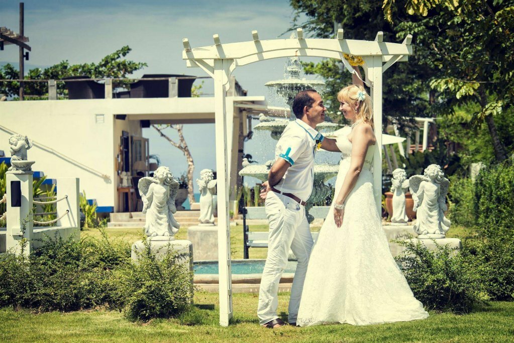 Фото The White Knot Koh Chang