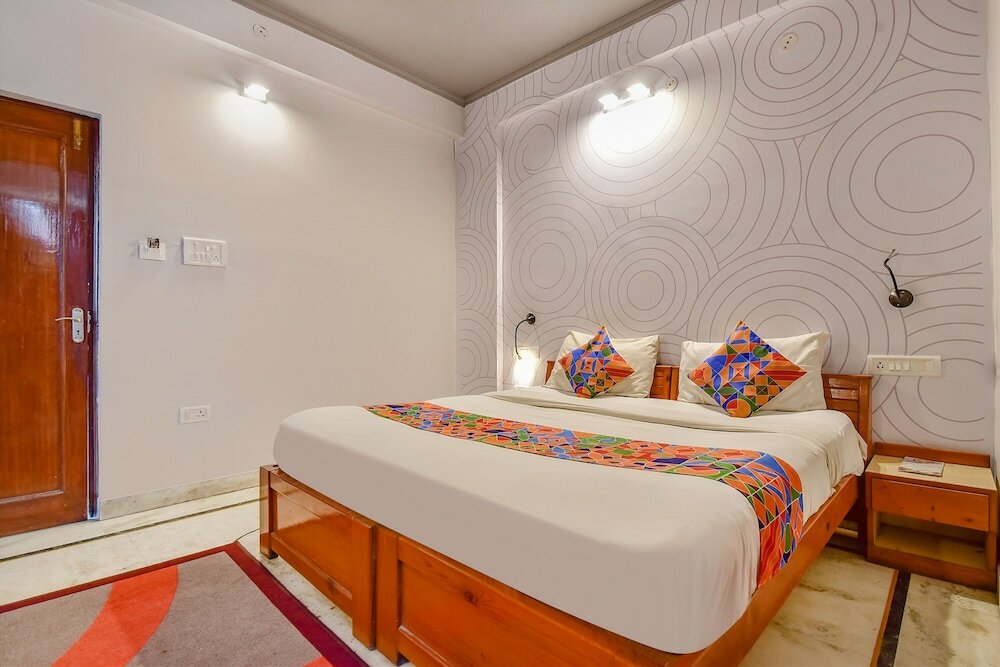 Фото Fabhotel Urban Stay