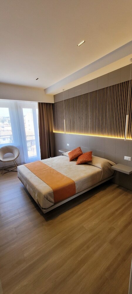 Фото Th Luxury Central