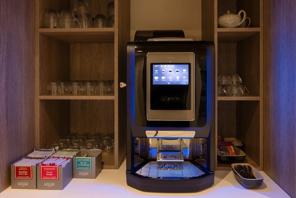 Фото Staybridge Suites Cannes Centre by IHG