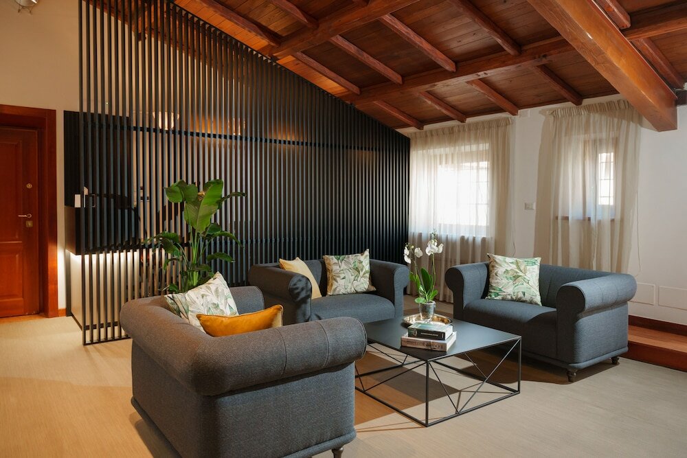 Фото The Place 217