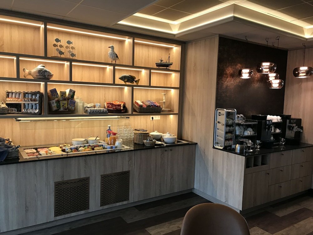 Фото Fletcher Beachhotel Scheveningen