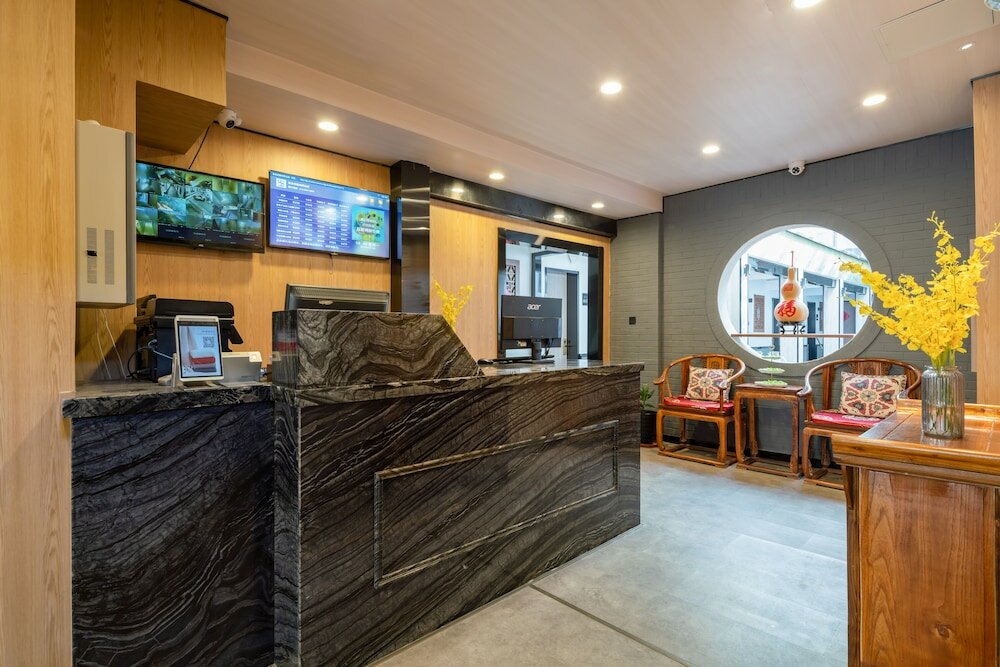 Фото East Sacred Hotel