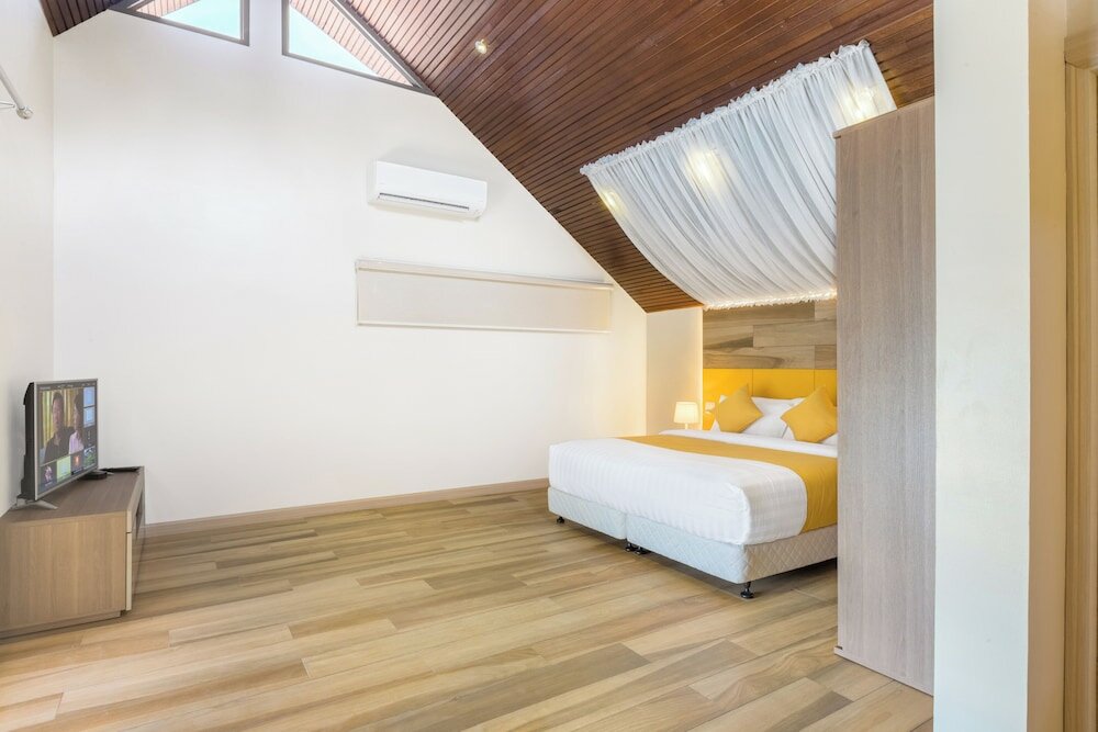 Фото Вилла с 3 Спальнями на Курорте с Пляжным Клубом и Консьерж-Сервисом