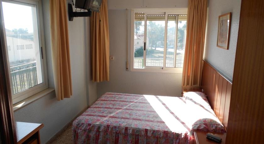 Фото Hostal El Palmeral