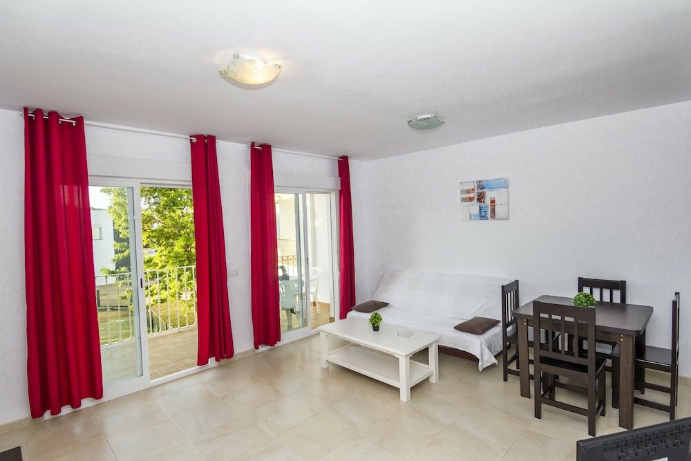 Фото Apartamentos Turisticos Zahazar