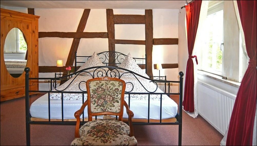 Фото Hotel Herberge zur Traube