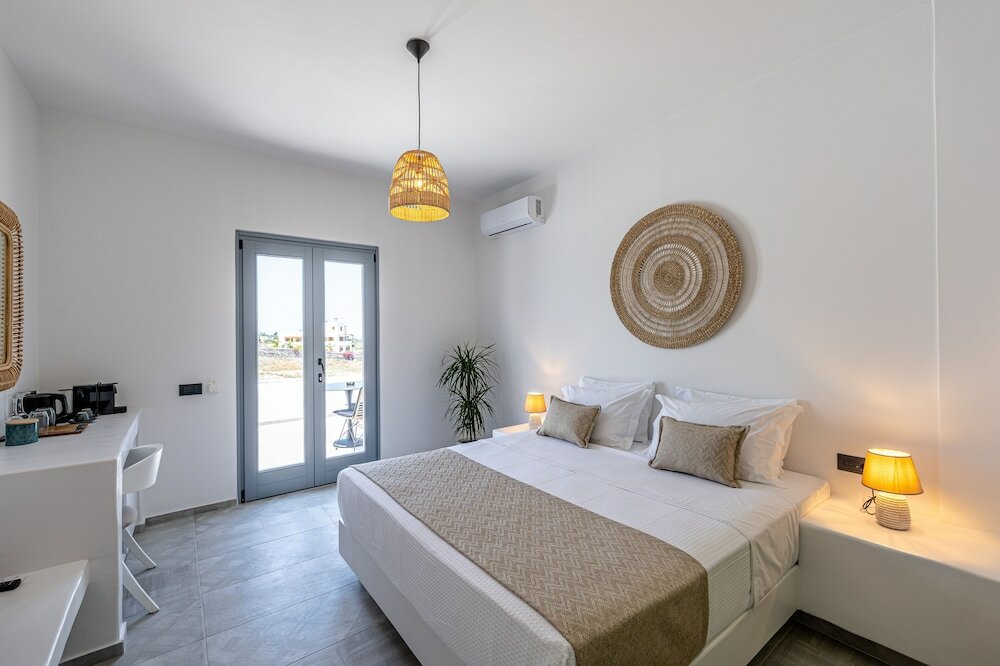 Фото Bonsai Luxury Suites