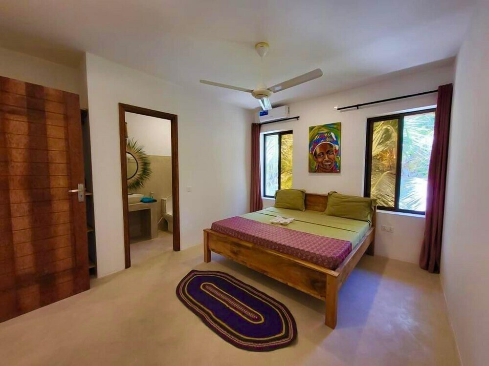 Фото Sand Beach Boutique Hotel