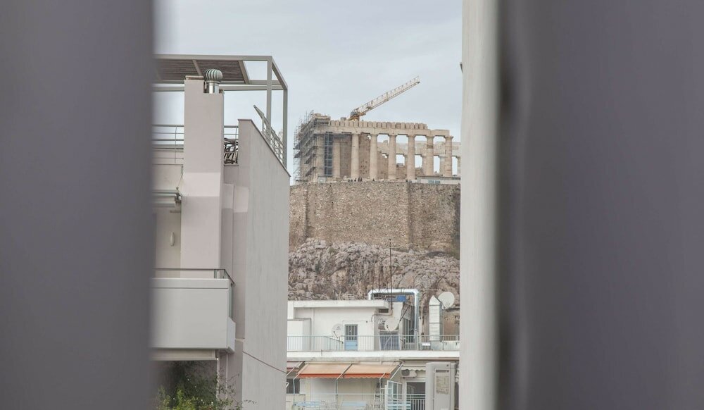Фото Exceptional Penthouse near Acropolis Museum by Ghh