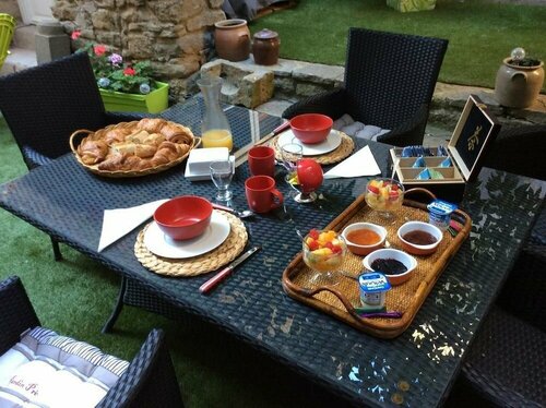 Гостиница Casa Vasaluta в Нарбонне