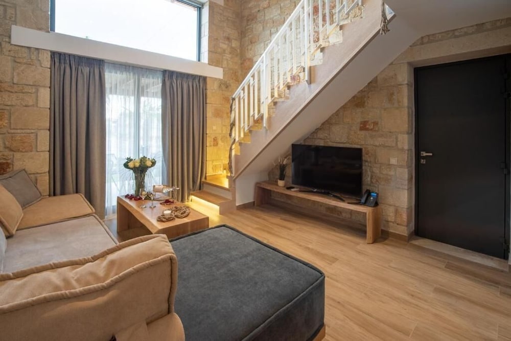 Фото Kallithea Village Hotel