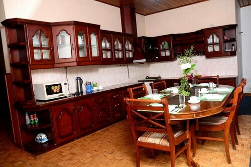 Гостиница The West Gate Bungalow в Нувара-Элии