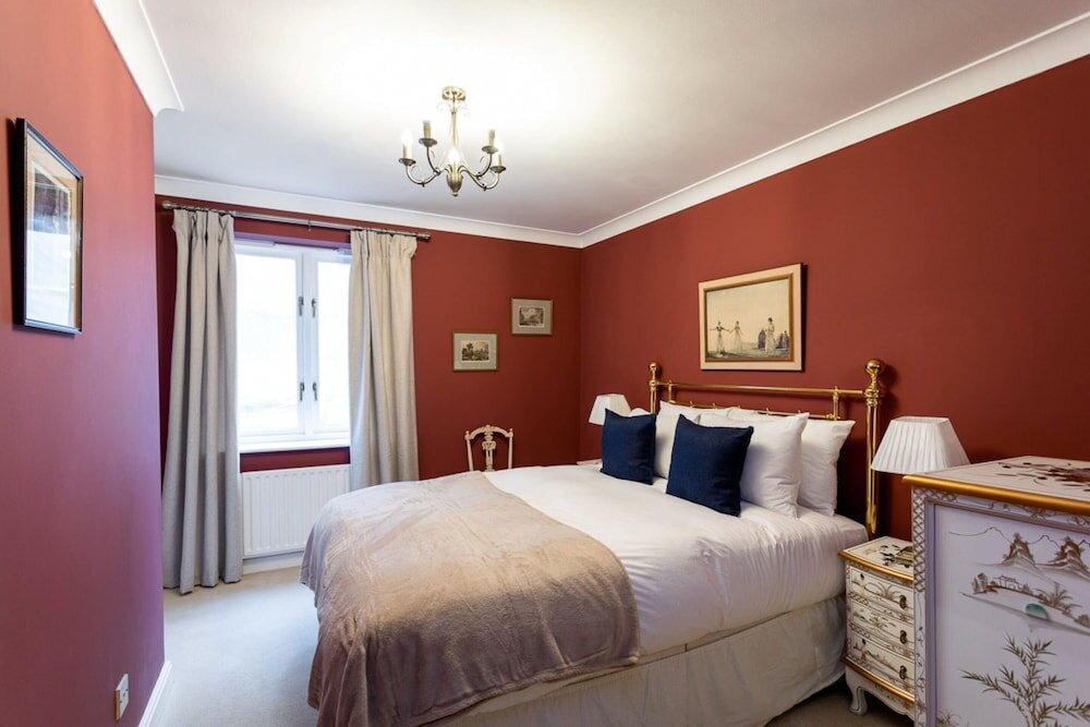 Фото Bright Tower Bridge Nest