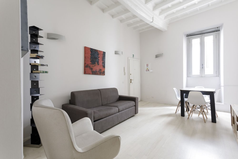 Фото Stylish Apartment Close To Piazza Navona