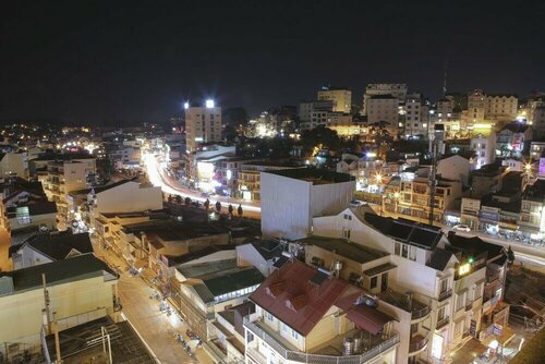 Гостиница Hoang Minh Chau Ba Trieu Hotel в Далате