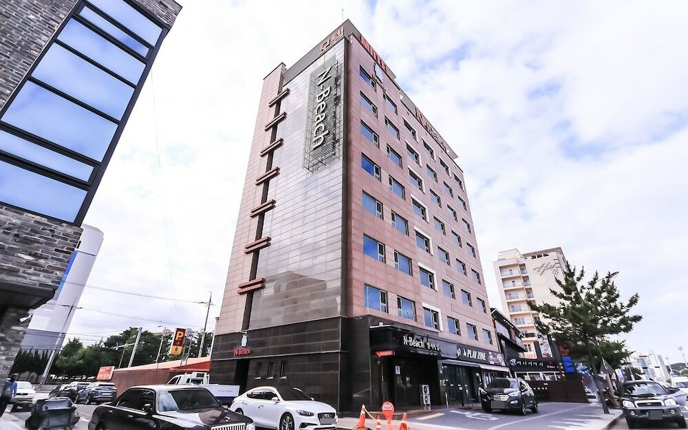 Фото Pohang Yeongildae N-beach